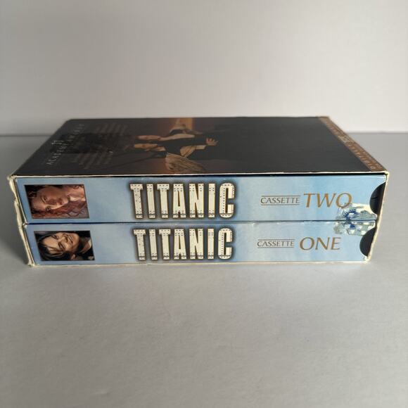 Titanic (VHS, 1998, 2-Tape Set, Pan-and-Scan) Free Shipping - Picture 3 of 5